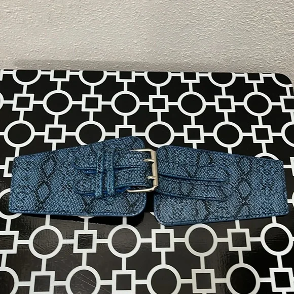 Blue and Black Faux Snakeskin S/M 34.75” Belt with Double Closure Silver Buckle - Picture 2 of 15